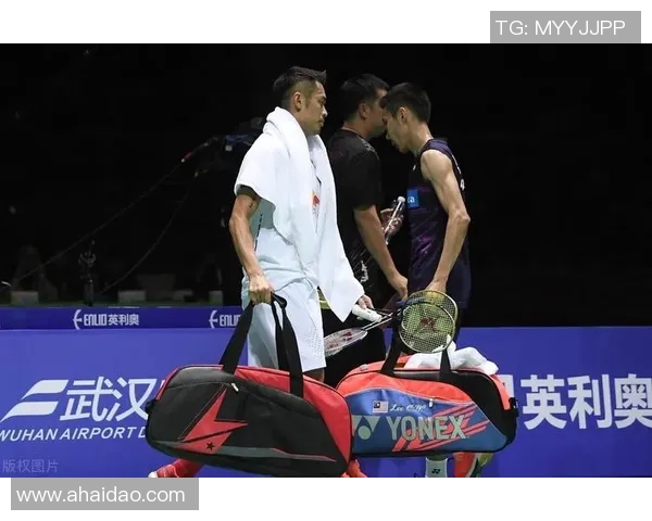 羽毛球与足球哪个运动更耗费体力和精力探讨分析